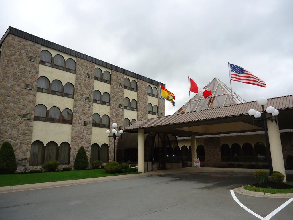 The Fredericton Inn Exterior photo